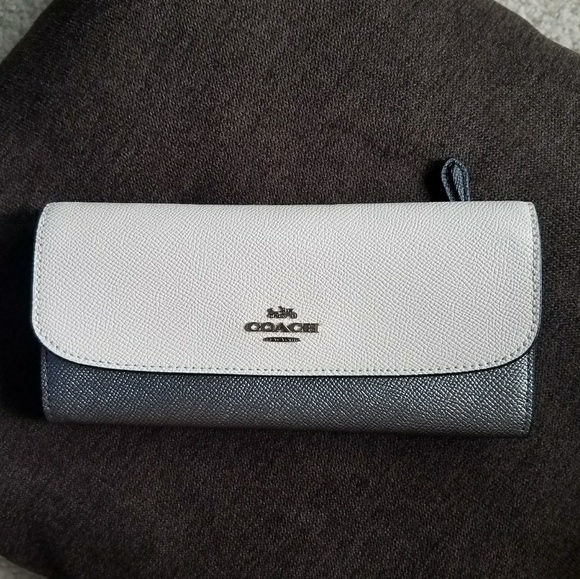 Coach Handbags - Coach wallet colorblock silver/chalk